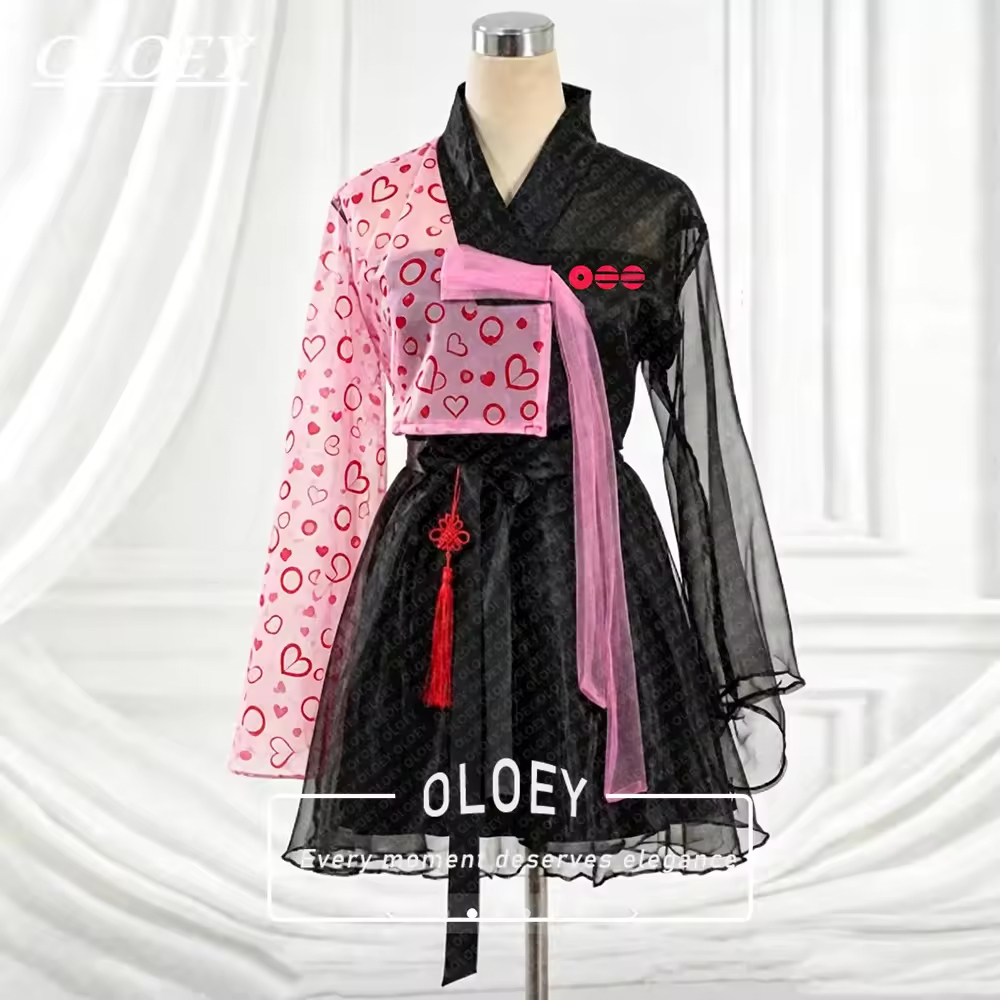 Modern Korean Lifestyle - OLOEY モダンブラックショートコンサート韓服レッドプリントピンク韓国写真撮影パフォーマンスドレスカスタマイズされた 2 ピースジャケットミニドレス
